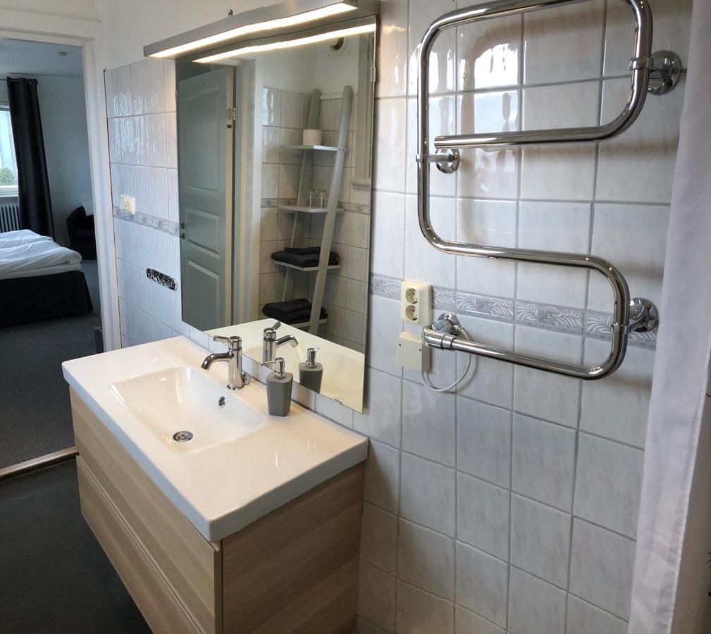 Hotell Apladalen I Vaernamo Dış mekan fotoğraf